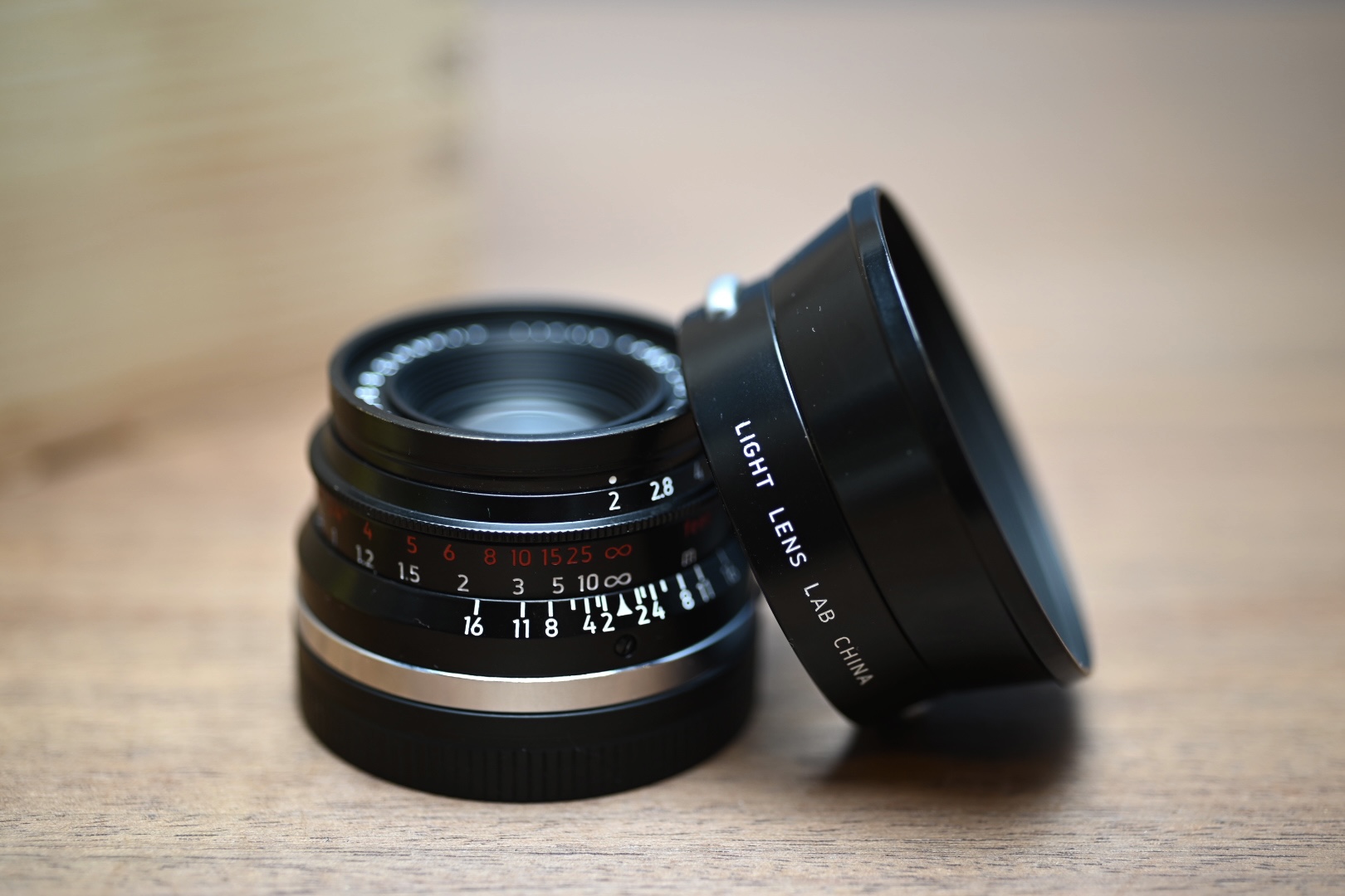 LIGHT LENS LAB 8 Element 35mm f2 周八枚 前のめりに生きる！