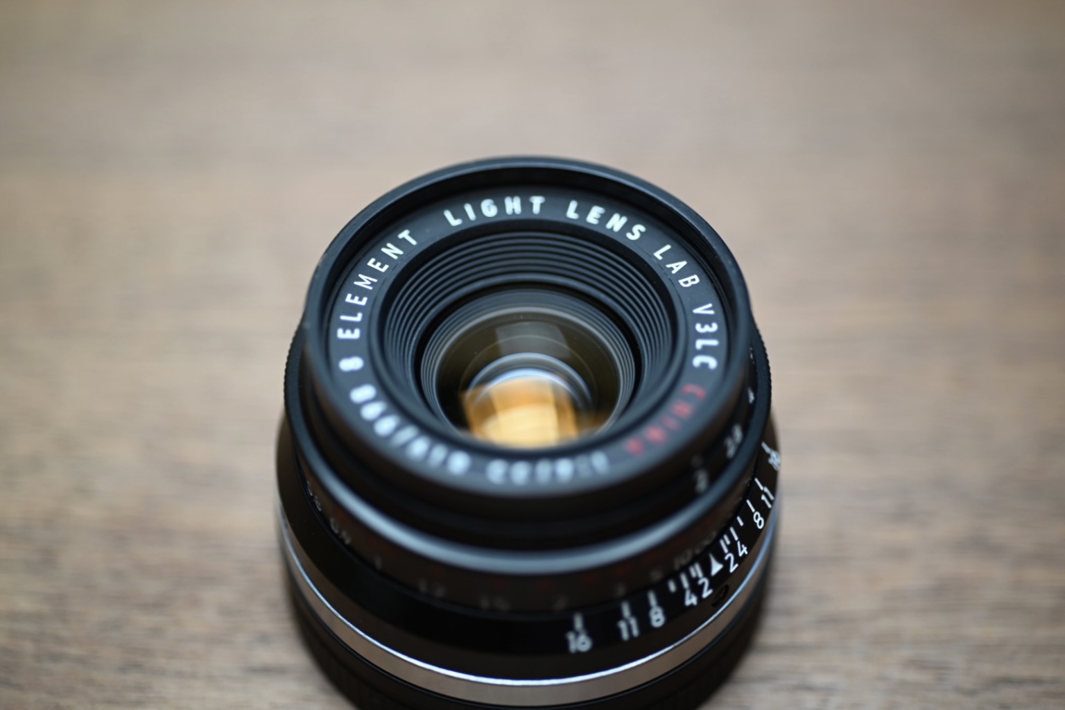 LIGHT LENS LAB 8 Element 35mm f2 周八枚 前のめりに生きる！